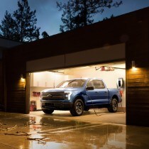 2022 Ford F-150 Lightning Pro